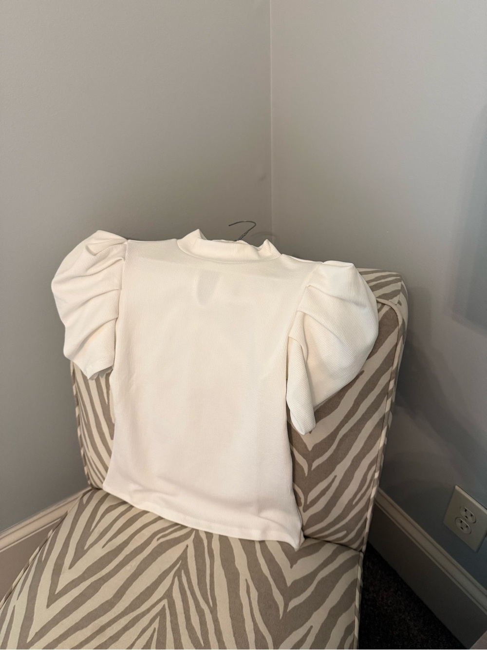 TCEC Cream Puff-Sleeve Top - Cream